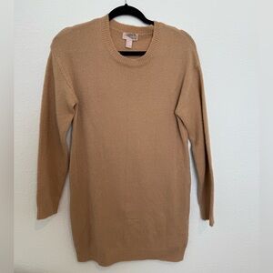 Forever 21 Classic Camel Tan Crew Neck Sweater Size Small